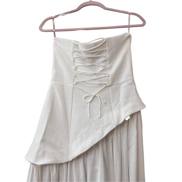 Elegant White Midi Dress - Picture 9 of 15